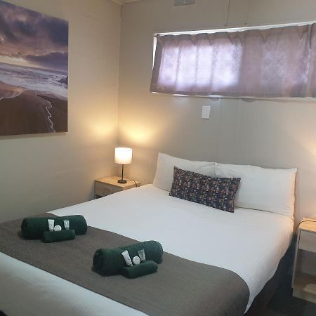 Smerdon Lodge Motel Horsham Zewnętrze zdjęcie