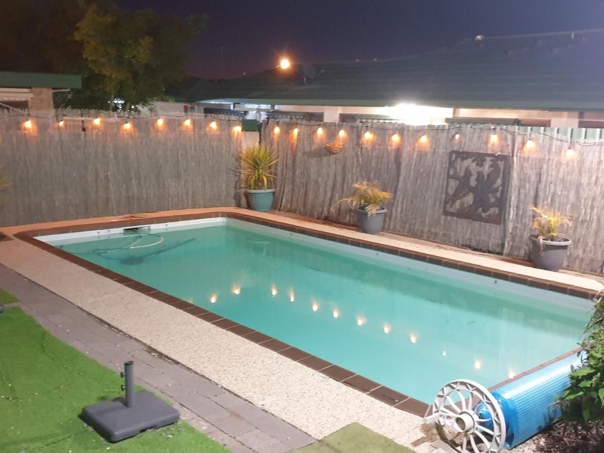 Smerdon Lodge Motel Horsham Zewnętrze zdjęcie