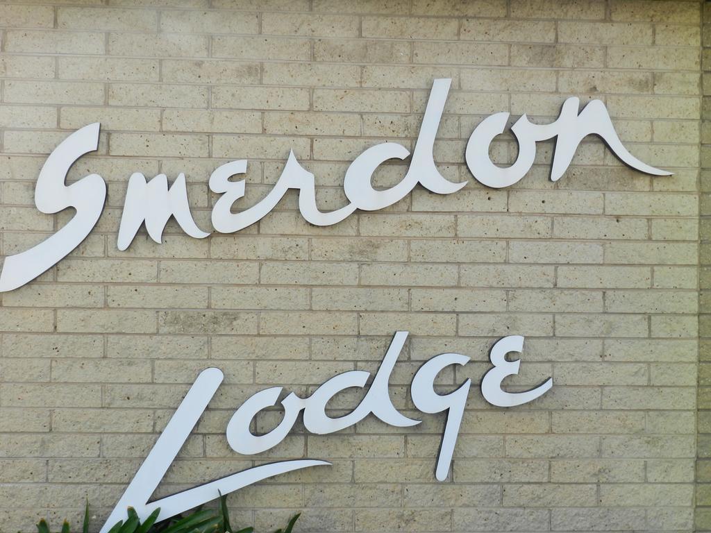 Smerdon Lodge Motel Horsham Zewnętrze zdjęcie